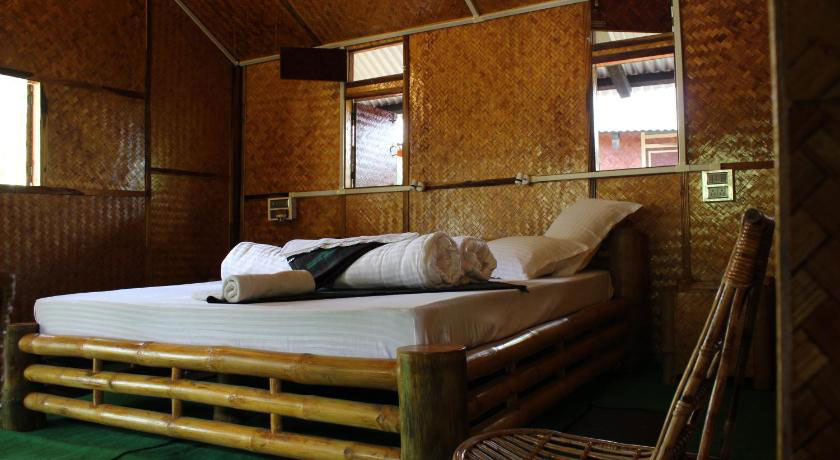 Nature Hunt Eco Camp
